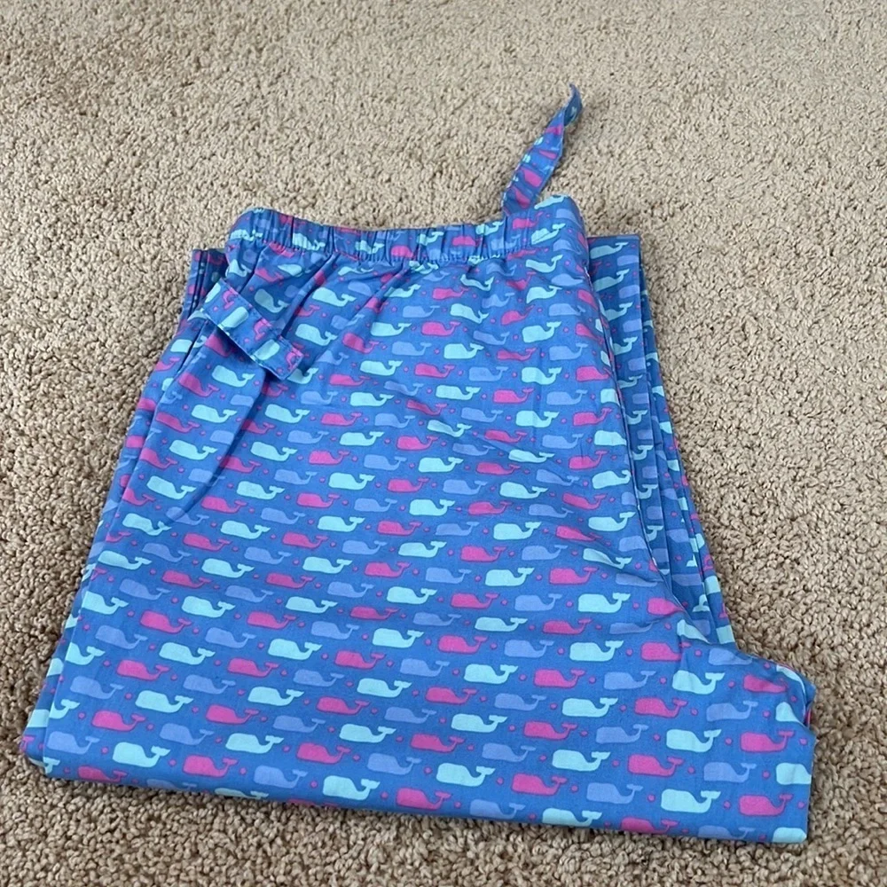 Vineyard vines small blue multi whale print lounge pants/pajamas. - Picture 7 of 8